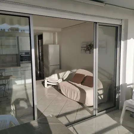 Les Pins 2p Le Tropique Апартаменты
